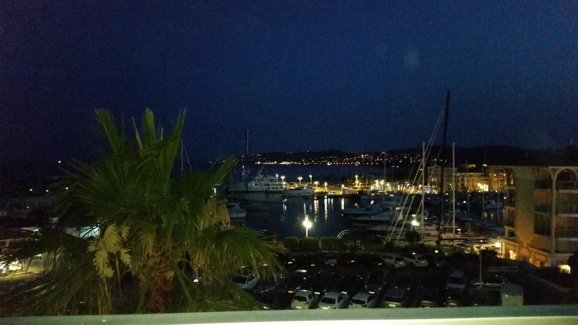 Sublime Vue Mer,Parking,Wifi Frejus Luaran gambar