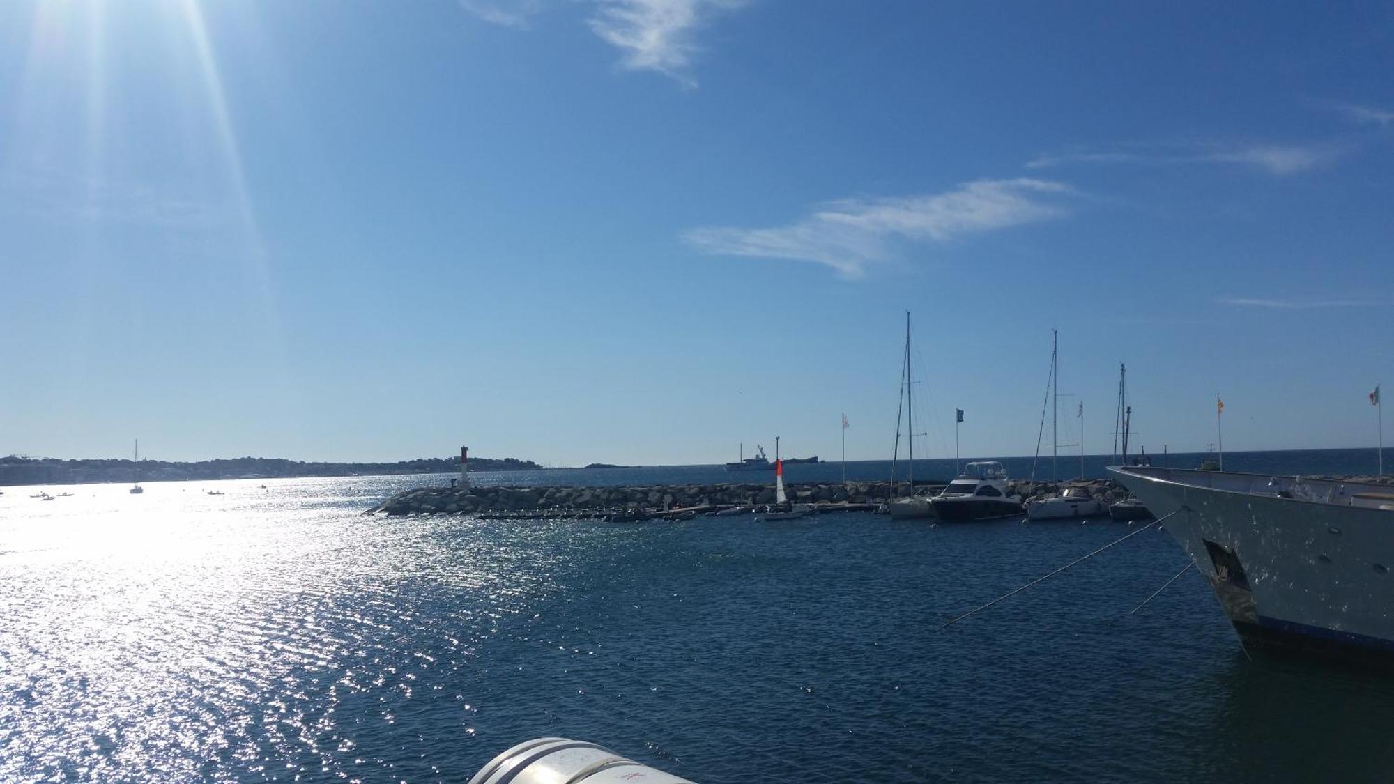 Sublime Vue Mer,Parking,Wifi Frejus Luaran gambar