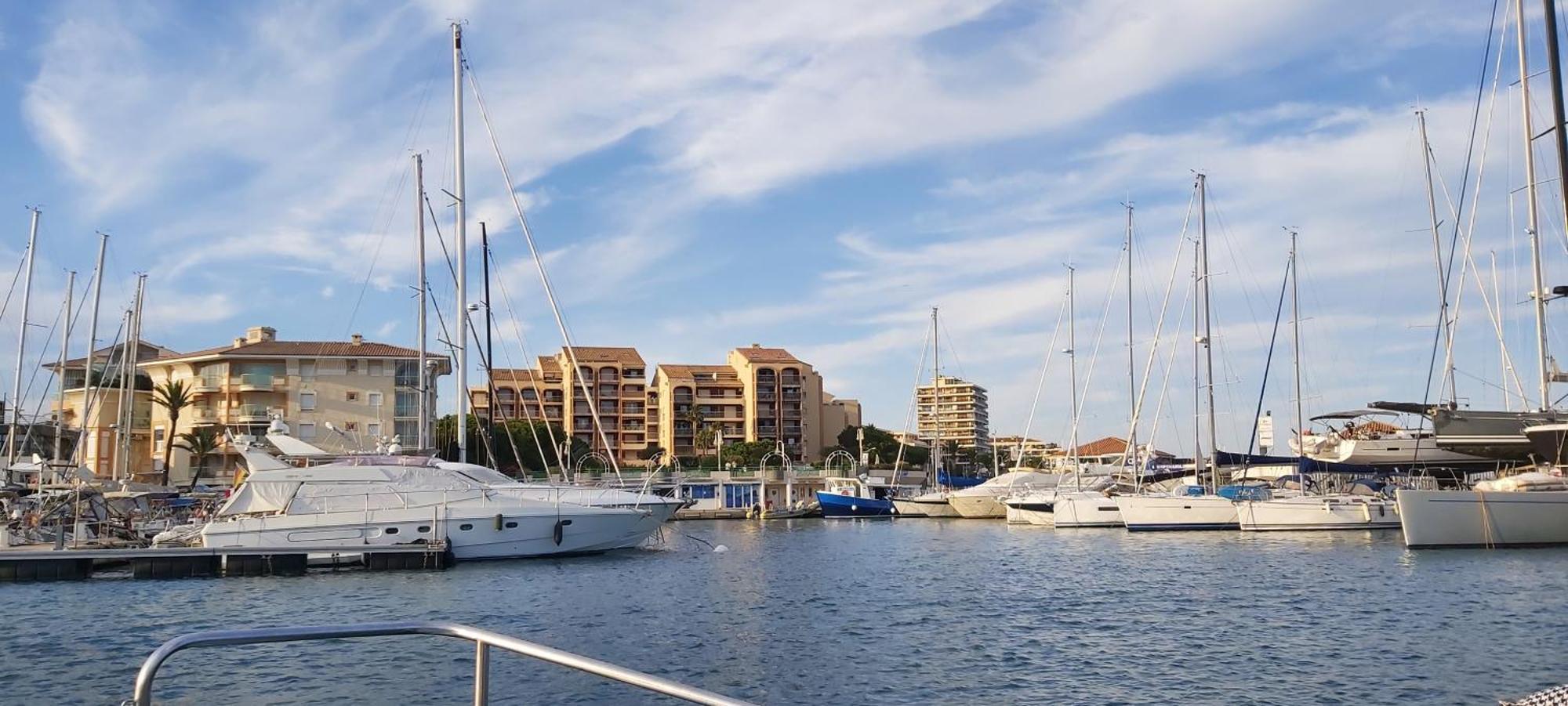 Sublime Vue Mer,Parking,Wifi Frejus Luaran gambar