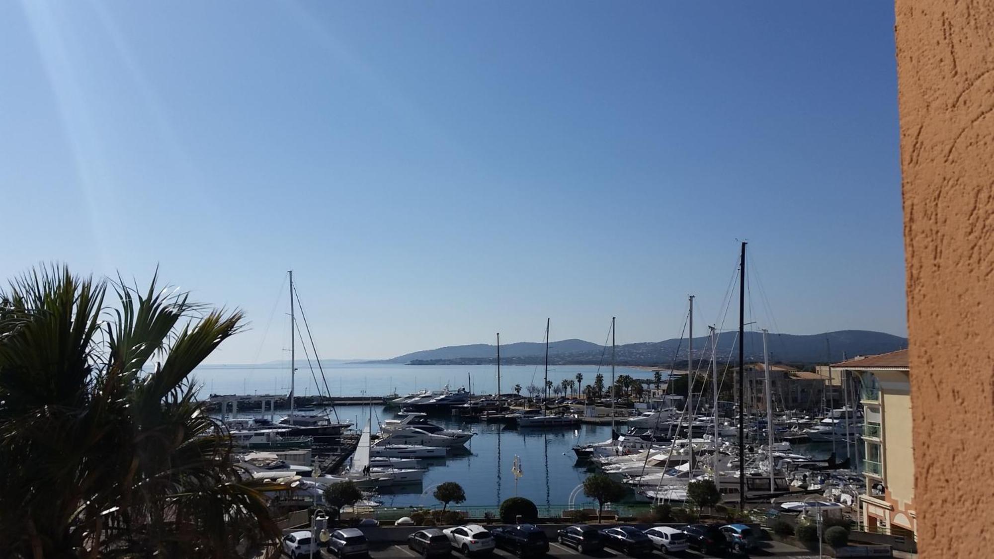 Sublime Vue Mer,Parking,Wifi Frejus Luaran gambar