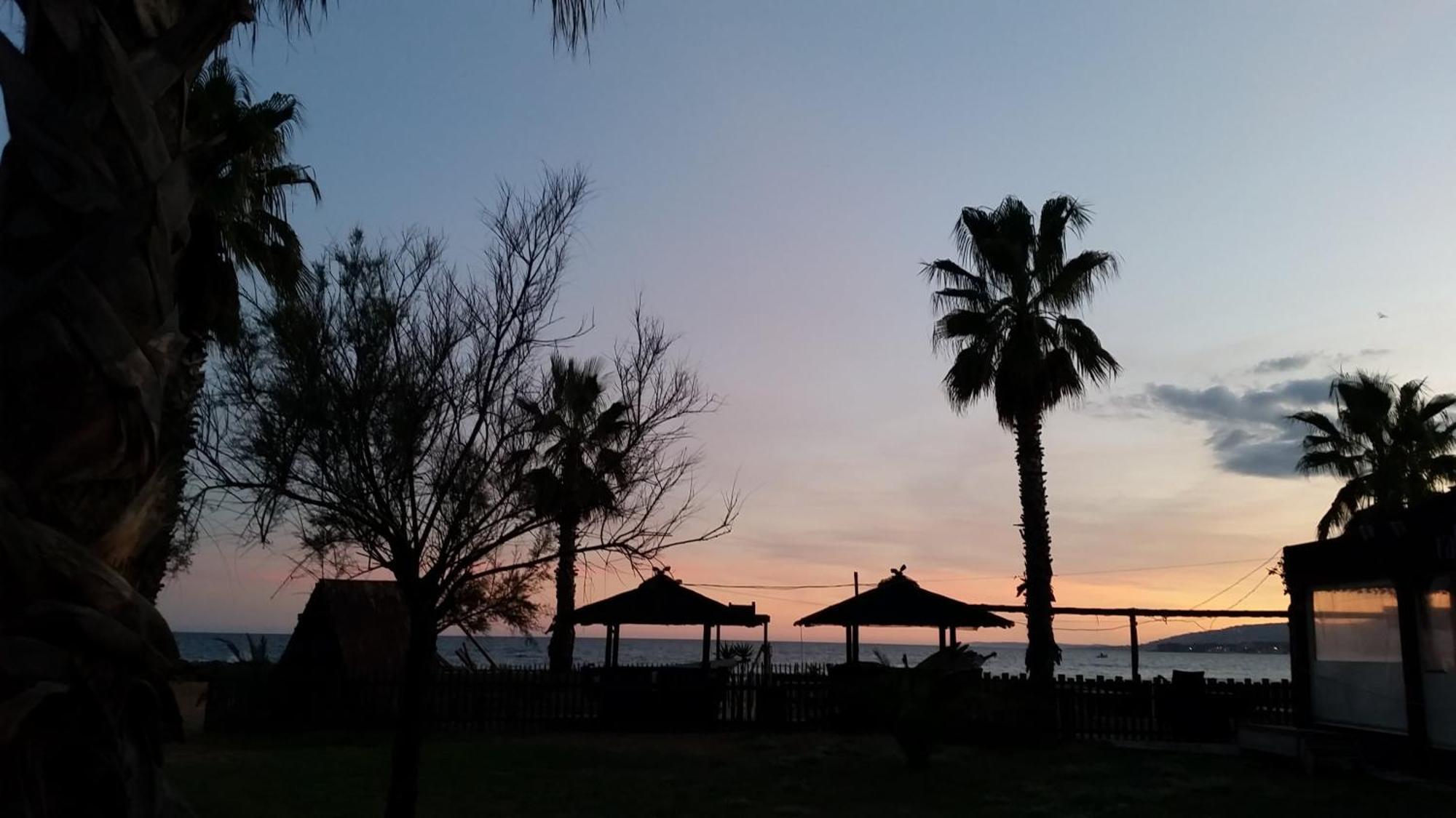 Sublime Vue Mer,Parking,Wifi Frejus Luaran gambar