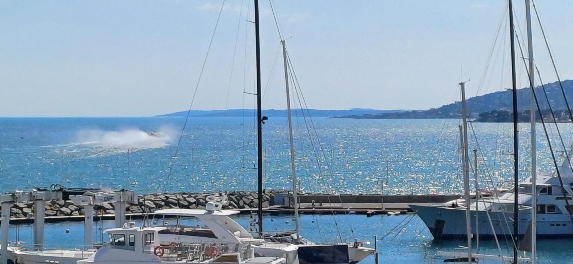 Sublime Vue Mer,Parking,Wifi Frejus Luaran gambar